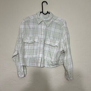 Abercrombie & Fitch 90s Cropped Boxy Flannel Button-Up Shirt